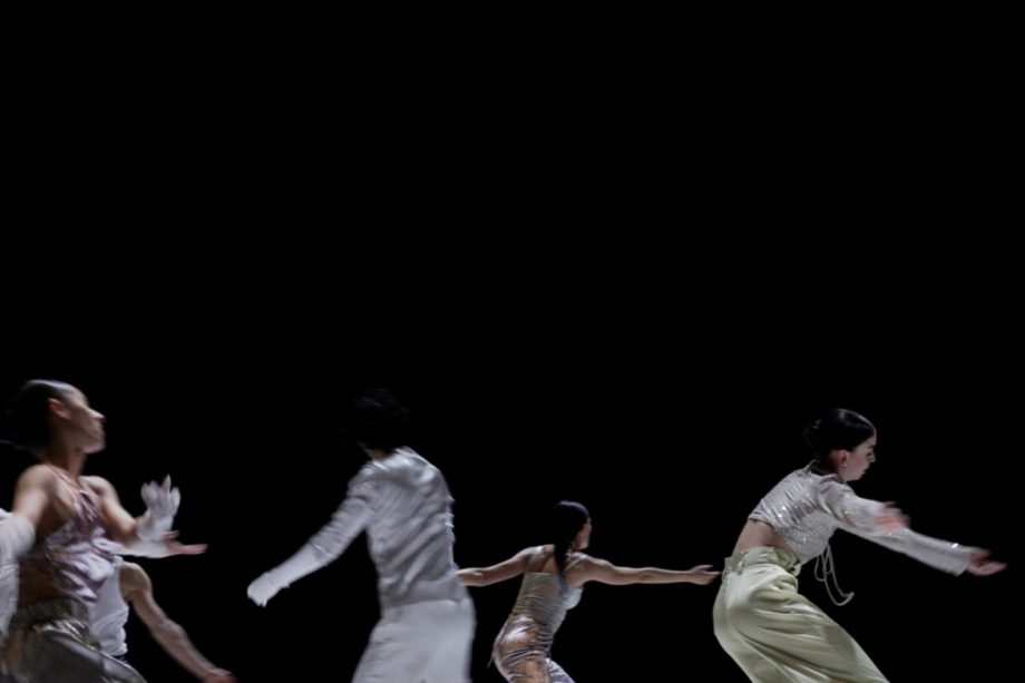 Nuovo Balletto di ToscanaSisifo felice / Smiling Sisyphus· Residenza ·