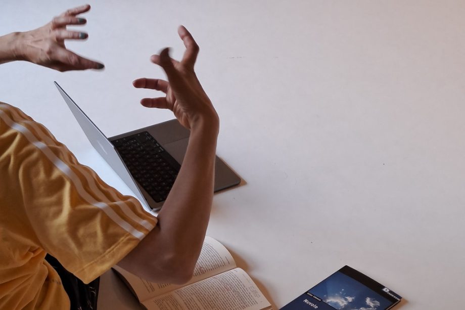 Una bussola per lo sguardo· Laboratorio di pensiero critico ·