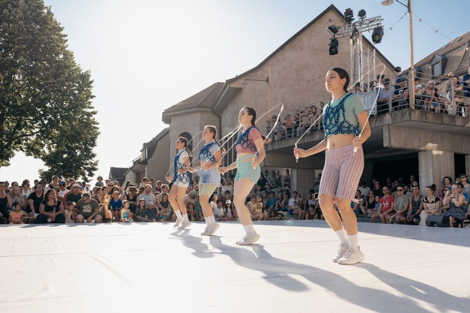 Parini SecondoHIT OUT· progetto Arcipelago Coreografico ·
